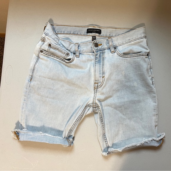 Banana Republic Factory Other - Men’s Slim Fit Denim Cut Off -31 waist 💰2+ Bundle Discount